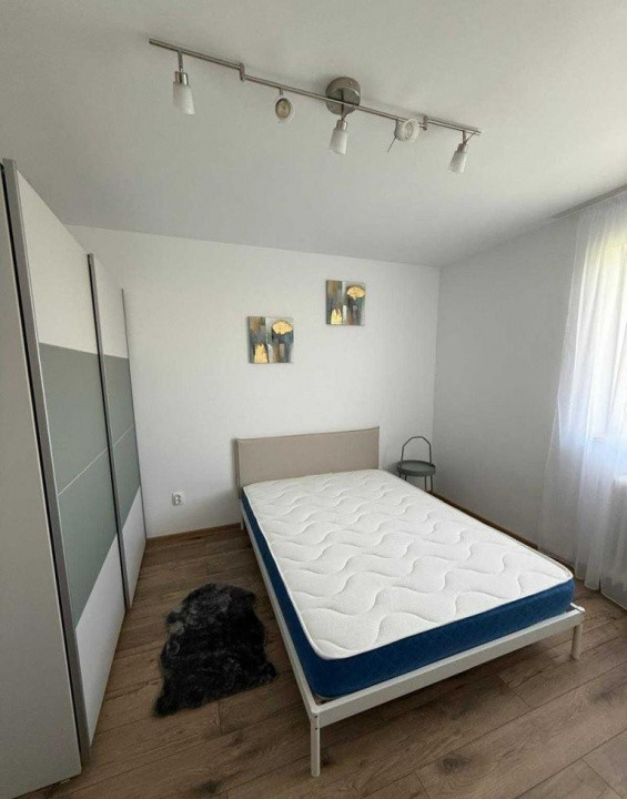 Apartament 2 camere semidecomandat - prima inchiriere - Piata Minis