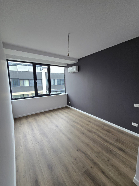 Vila 5 Camere Jolie Ville Pipera, in residence Privat, de vanzare!