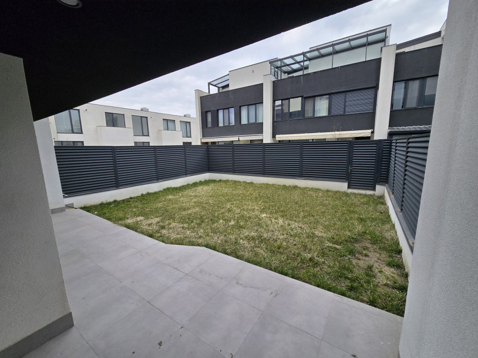 Vila 5 Camere Jolie Ville Pipera, in residence Privat, de vanzare!