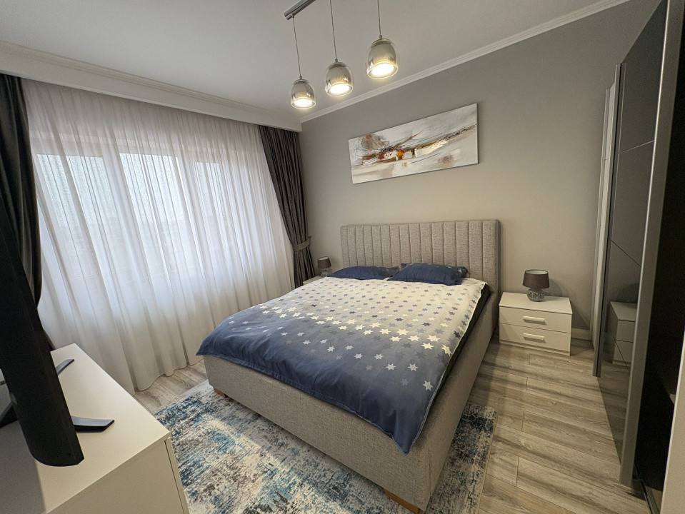 apartament de inchiriat cu 4 camere  in zona  Bucurestii Noi 