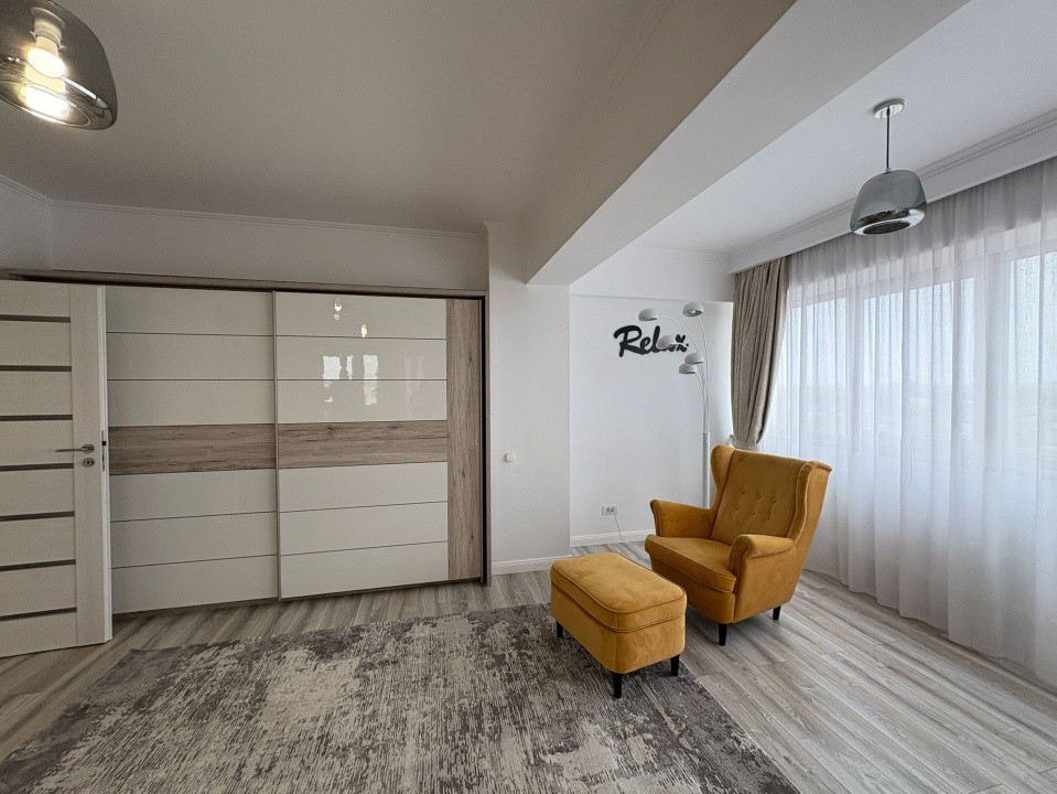 apartament de inchiriat cu 4 camere  in zona  Bucurestii Noi 