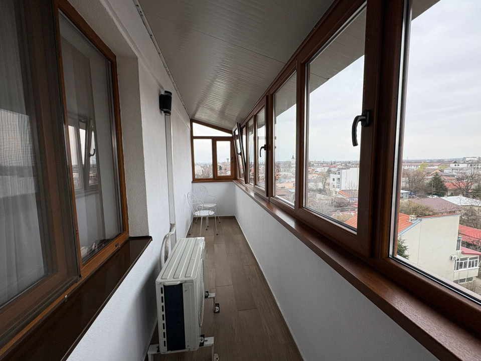 apartament de inchiriat cu 4 camere  in zona  Bucurestii Noi 