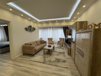 apartament de inchiriat cu 4 camere  in zona  Bucurestii Noi 