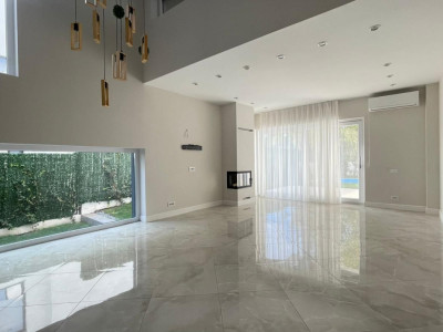 Vila 4 camere Pipera, piscina exterioara si garaj, de vanzare!