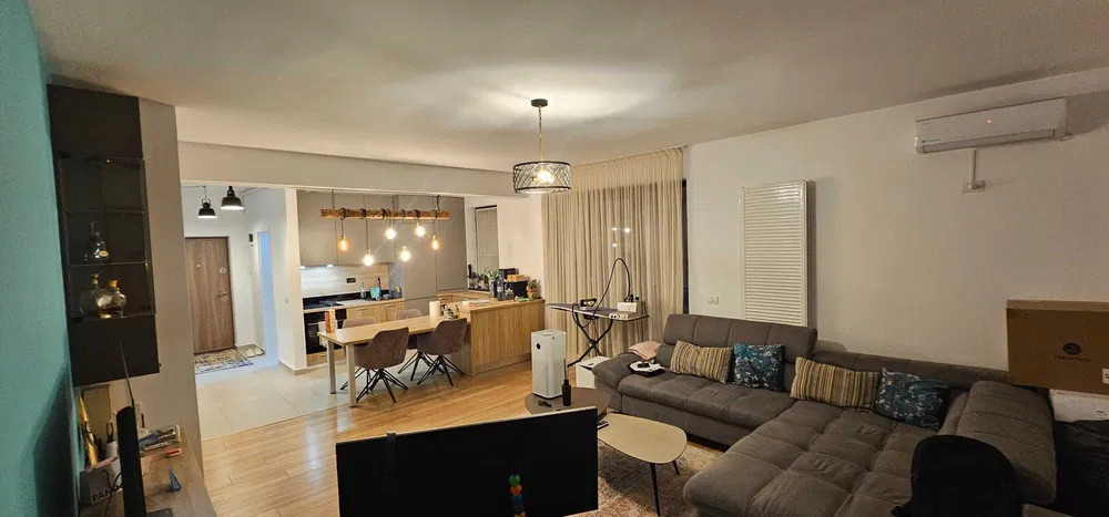 Apartament modern cu 3 camere, Pipera