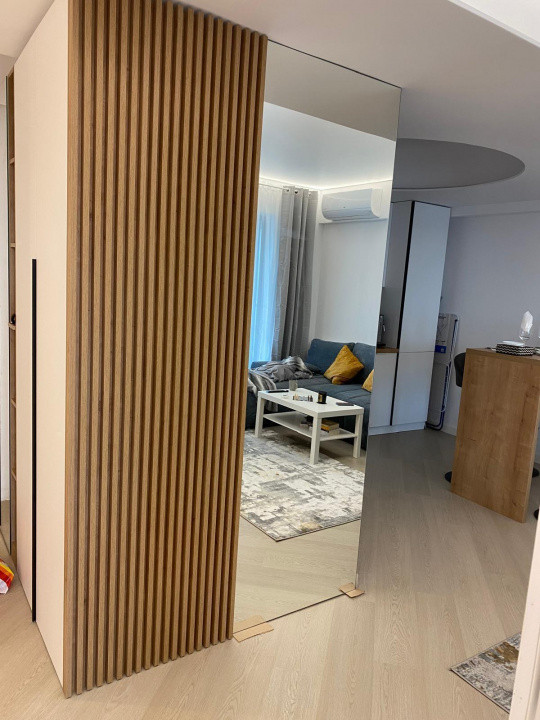 Apartament decomandat de vanzare cu 3 camere in Cortina North