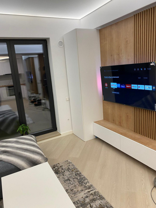 Apartament decomandat de vanzare cu 3 camere in Cortina North