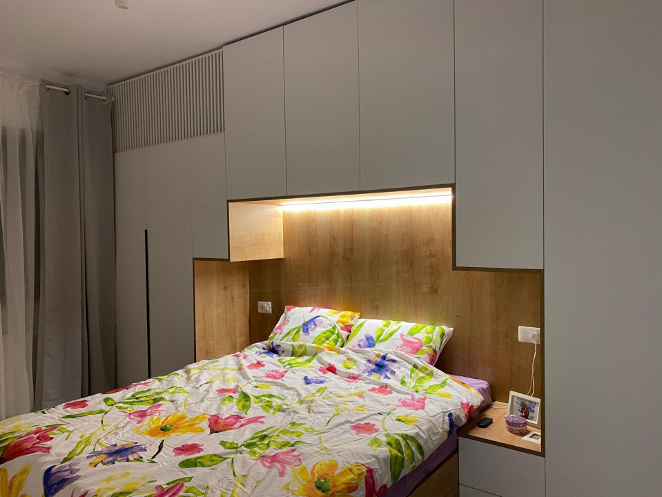 Apartament decomandat de vanzare cu 3 camere in Cortina North