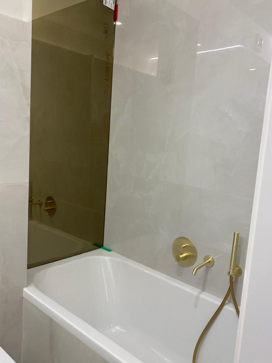 Apartament decomandat de vanzare cu 3 camere in Cortina North