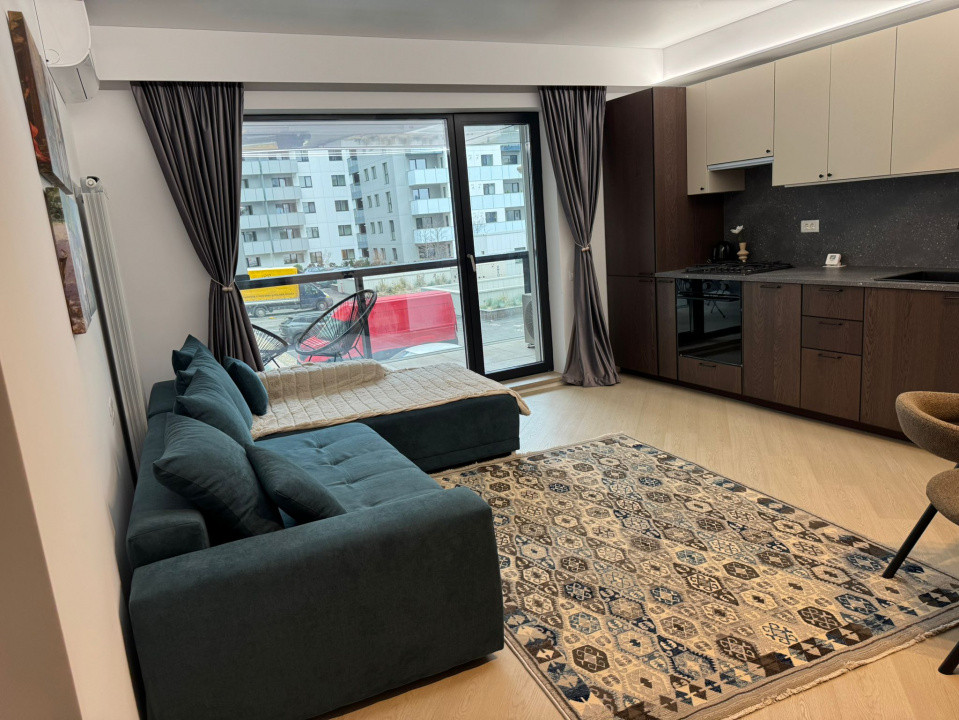 Apartament decomandat de inchiriat cu 2 camere  in Pipera 