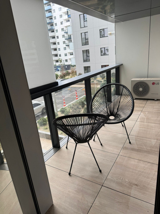 Apartament decomandat de inchiriat cu 2 camere  in Pipera 