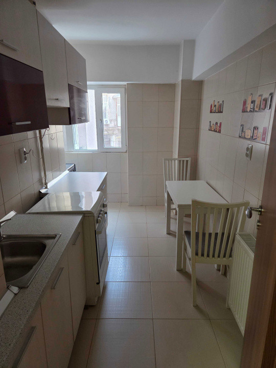 Garsonieră  în zona Piața Universității