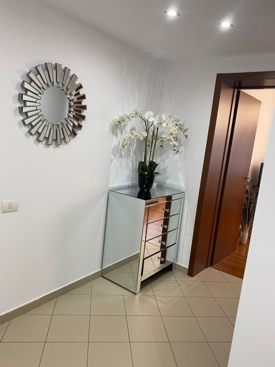 apartament de inchiriat cu 2 camere in zona Herastrau/Grand Residence