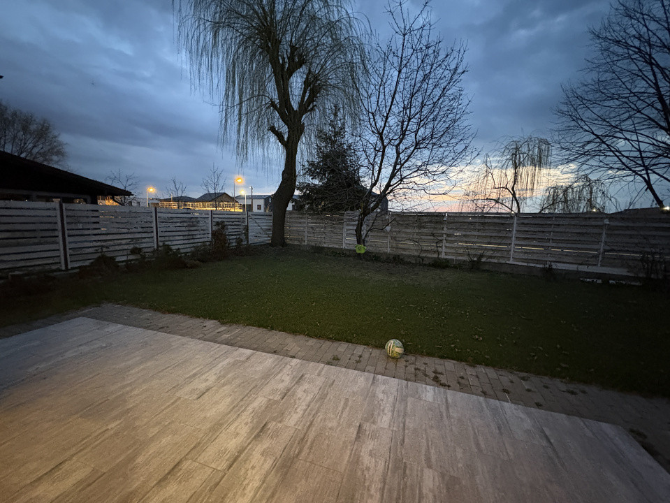 Vila individuala 5 camere Otopeni de vanzare