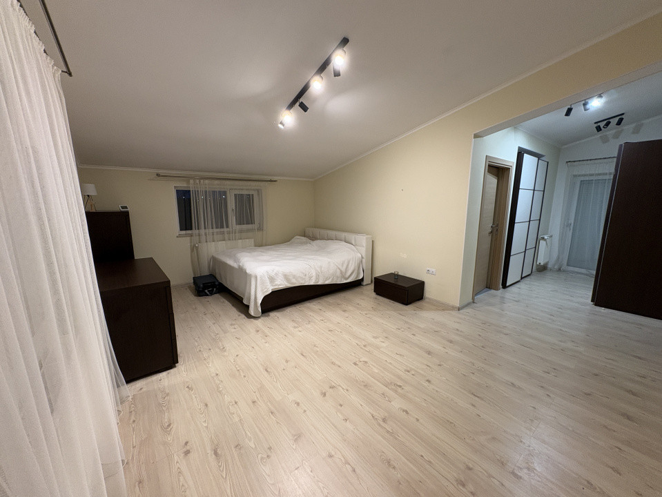 Vila individuala 5 camere Otopeni de vanzare