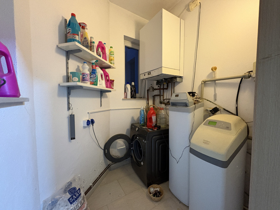 Vila individuala 5 camere Otopeni de vanzare