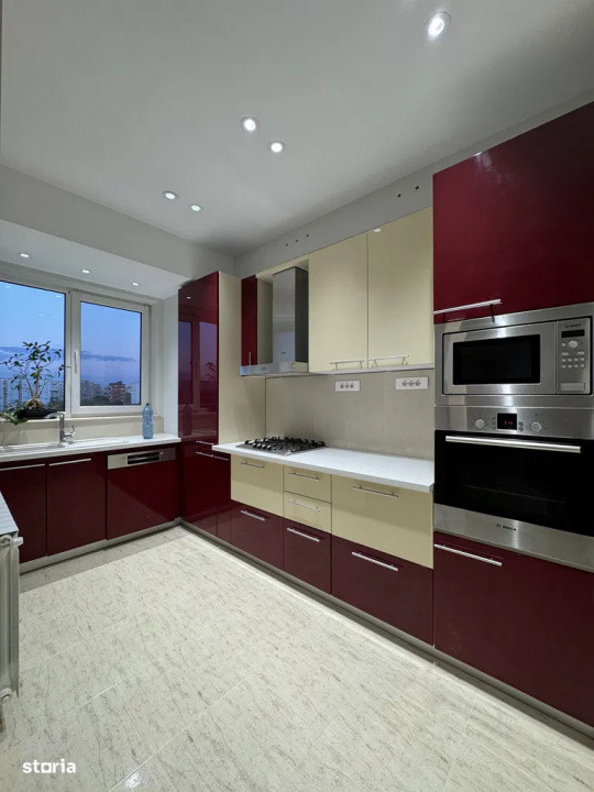 Penthouse cu 3 camere si terasa  -Timpuri Noi