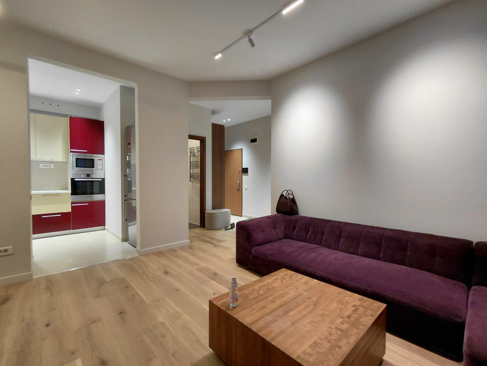 Penthouse cu 3 camere si terasa  -Timpuri Noi