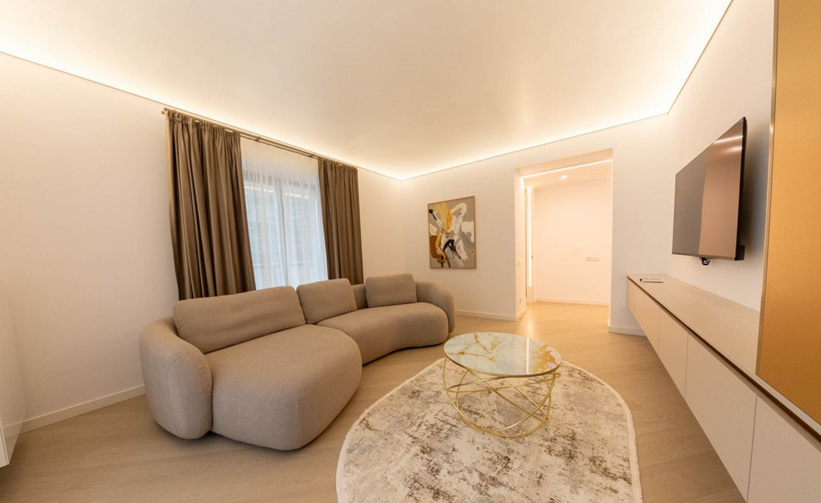 3 camere Cortina North, 104 mp, terasa 25 mp, parcare