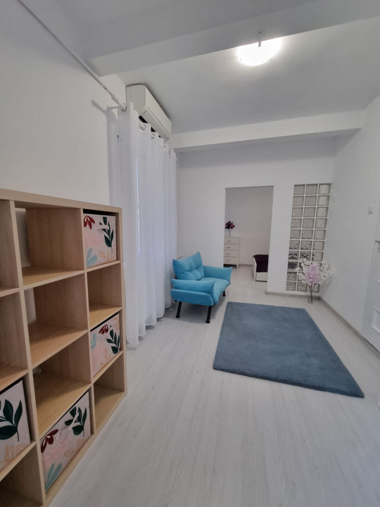Închiriere apartament 2 camere – Calea Victoriei, zona Mayfair 39 / The Lobby