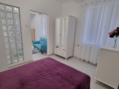 Închiriere apartament 2 camere – Calea Victoriei, zona Mayfair 39 / The Lobby