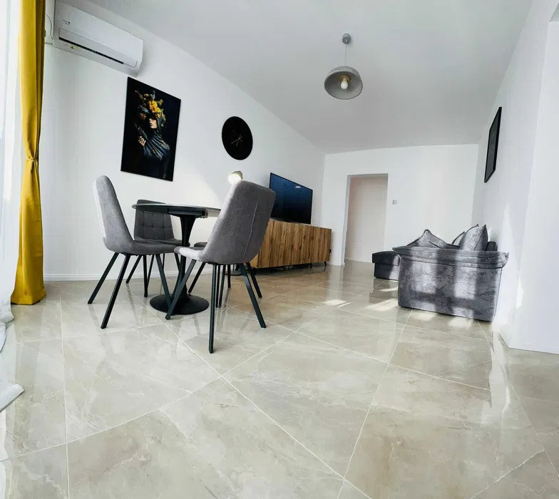 apartament de inchiriat cu 3 camere  in zona  Floreasca 