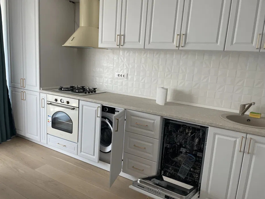 apartament de inchiriat cu 2 camere in Nusco City Pipera