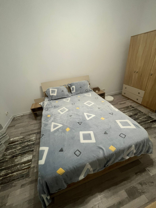 apartament decomandat de inchiriat cu 2 camere  in Militari 