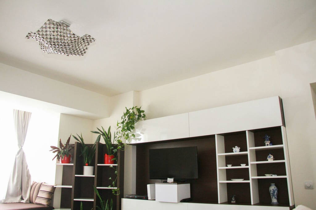 Penthouse Elegant Piața Victoriei | Vedere Panoramică  