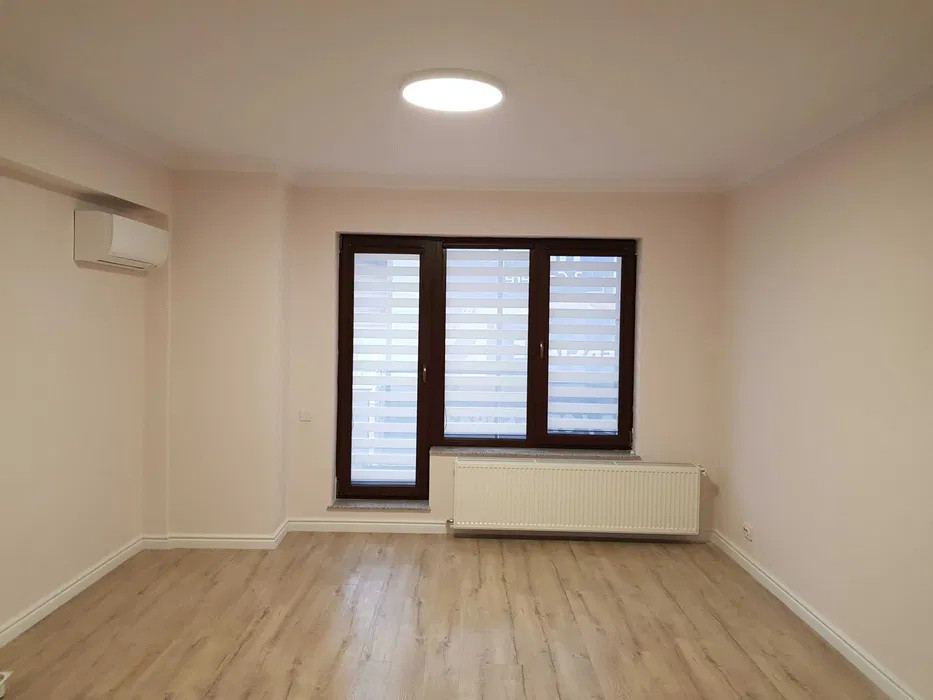 Inchiriere Apartament 3 camere Piata Victoriei
