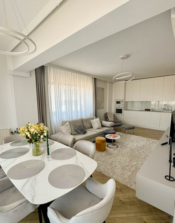 3 camere 90 mp, open space, 2 bai, Pipera