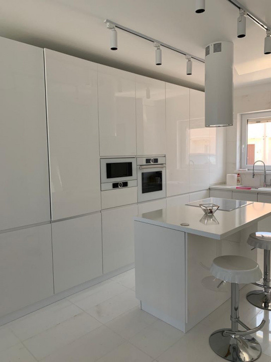 Casa Avangarde Forest 6 Millo de Inchiriat