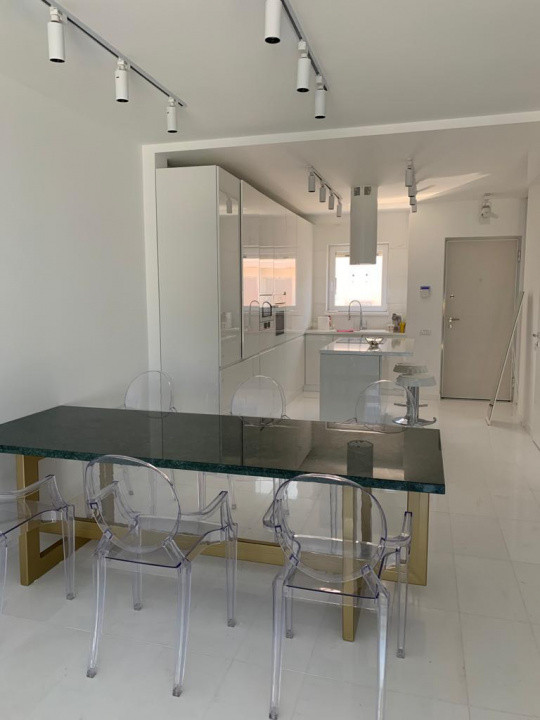 Casa Avangarde Forest 6 Millo de Inchiriat