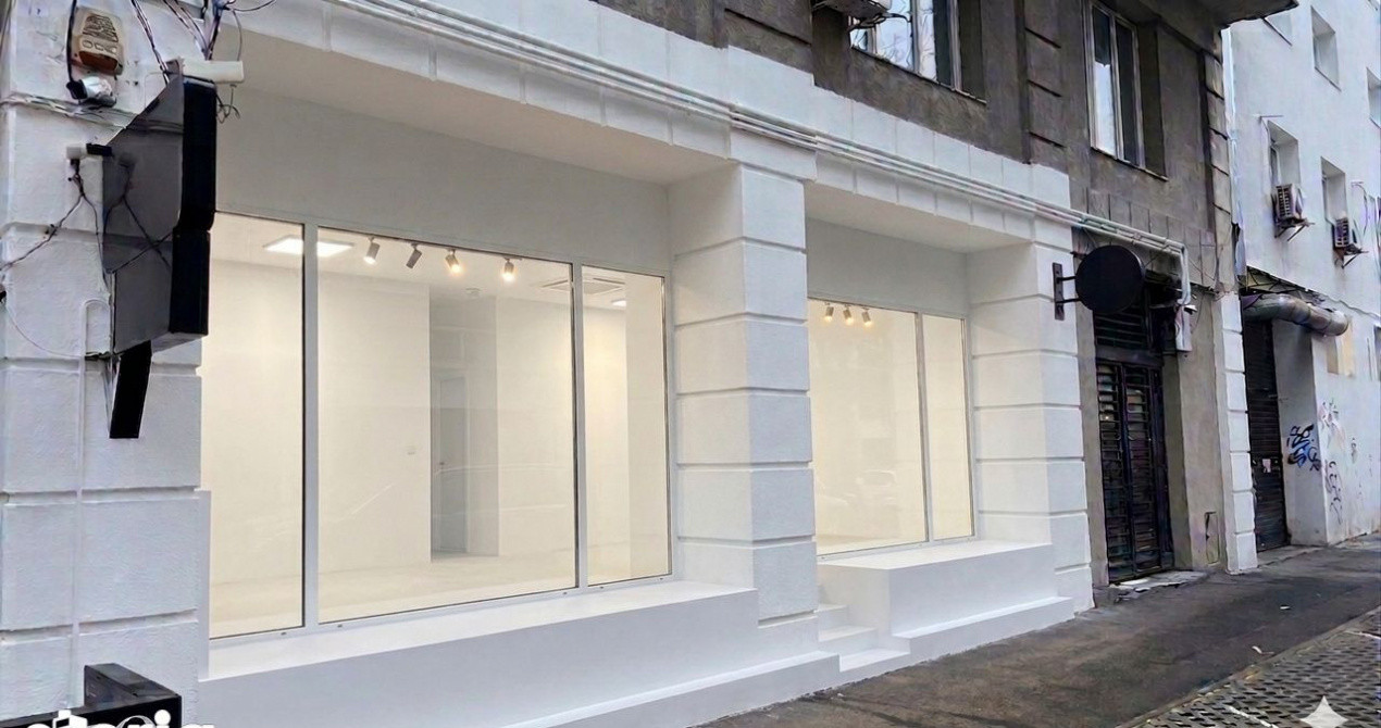 Spatiu comercial 40 mp, parter, stradal, vad intens, vitrina, Calea Victoriei