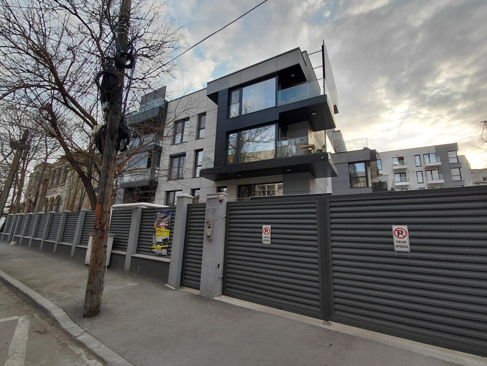 Apartement 4 camere cu terasa Piata Unirii