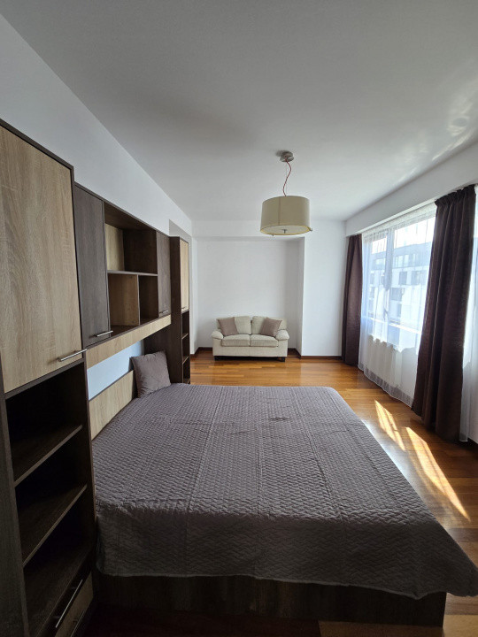Închiriere apartament de 5 camere de lux în zona Herăstrău