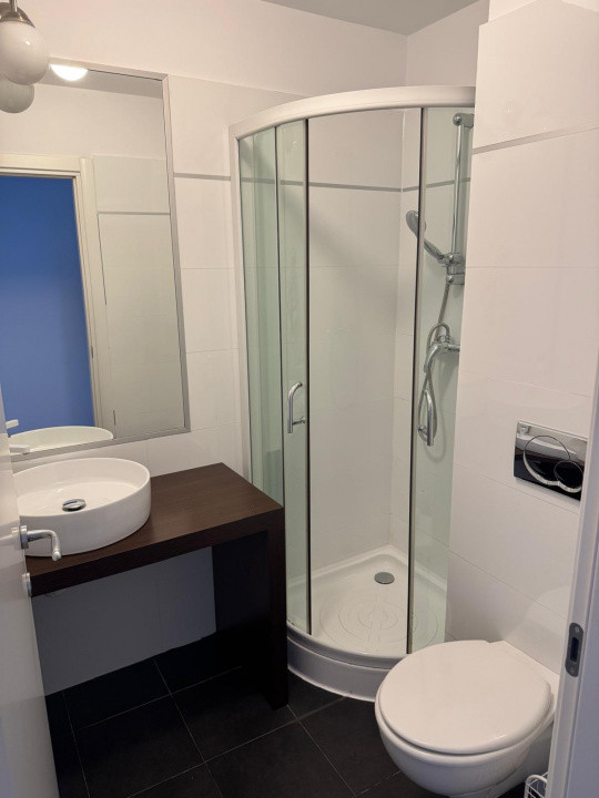 Închiriere apartament de 5 camere de lux în zona Herăstrău