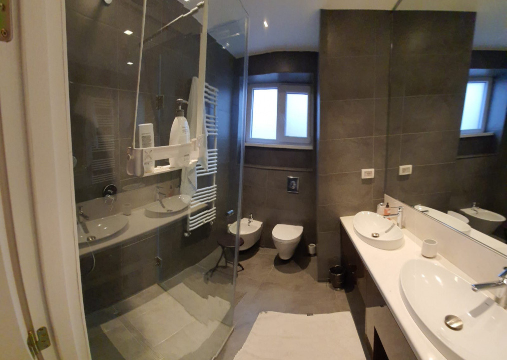 Apartament 3 camere Piața Romană