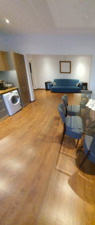 Apartament 3 camere Piața Romană