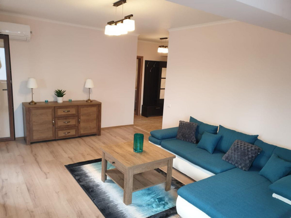 apartament de inchiriat cu 2 camere  in Victoriei + Parcare 