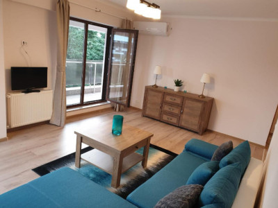 apartament de inchiriat cu 2 camere  in Victoriei + Parcare 