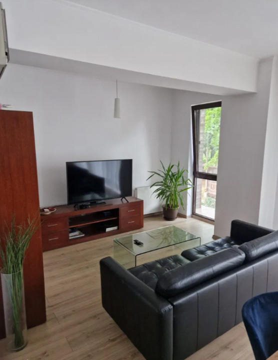 3 camere Piata Victoriei - Aviatorilor