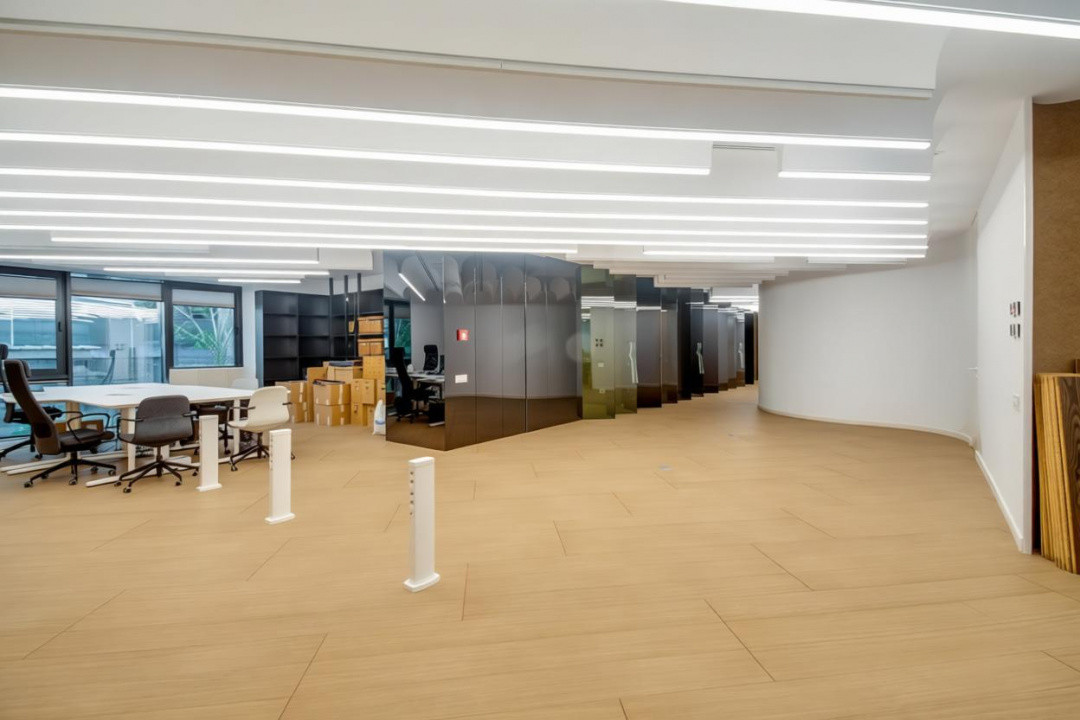 Închiriere spațiu office premium – Cortina North | 356 mp | 6 locuri parcare inc