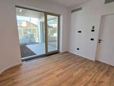 Apartament cu terasa Mihalache-Domenii rezidential/birou 