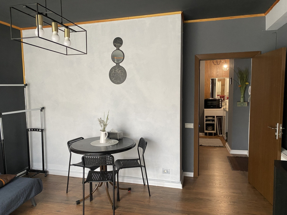 Apartament in vila birou/comercial