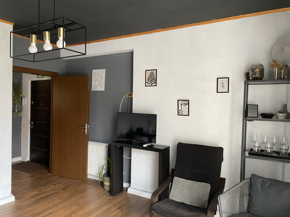 Apartament in vila birou/comercial