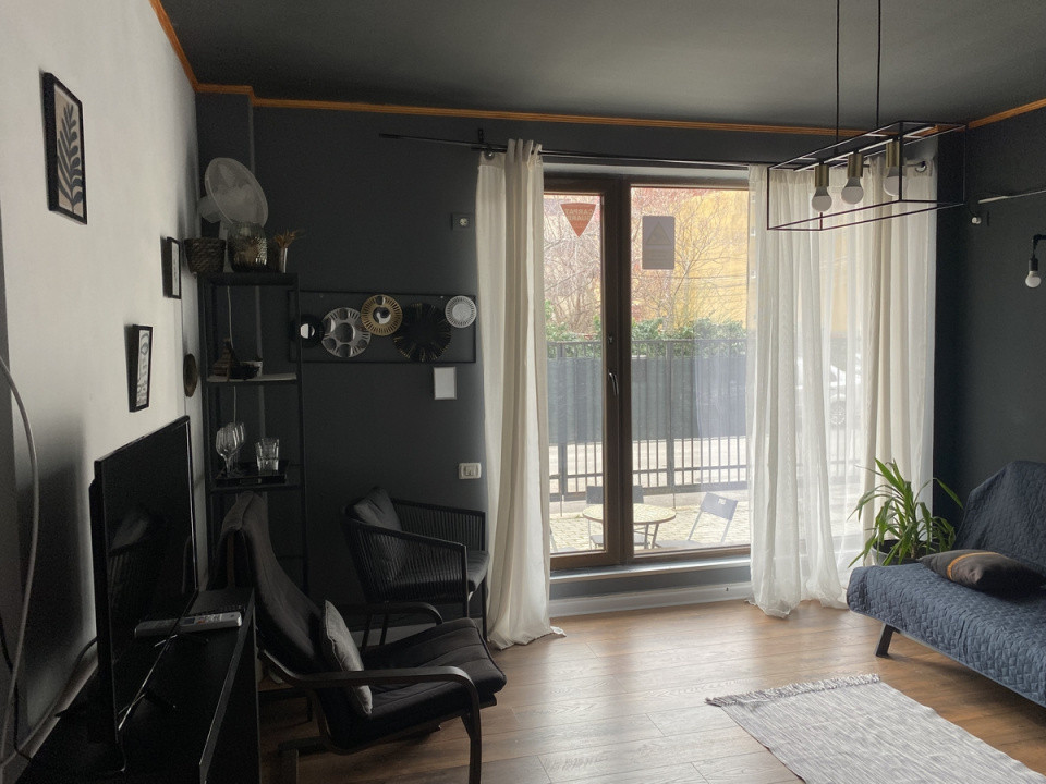 Apartament in vila birou/comercial