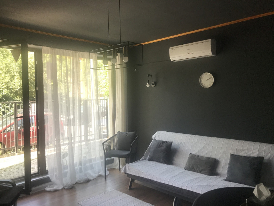 Apartament in vila birou/comercial
