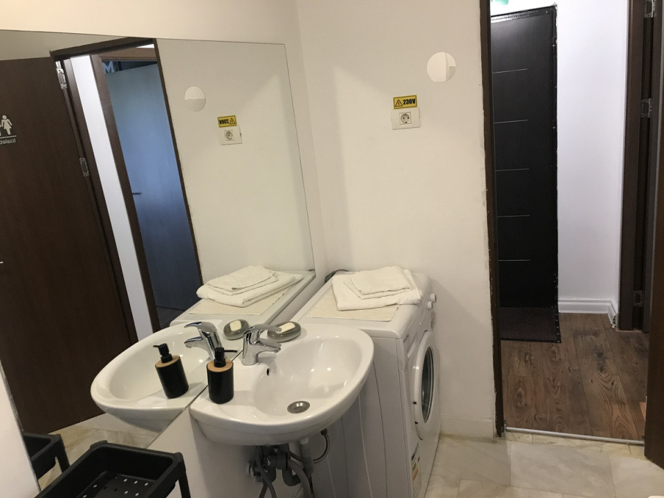 Apartament in vila birou/comercial