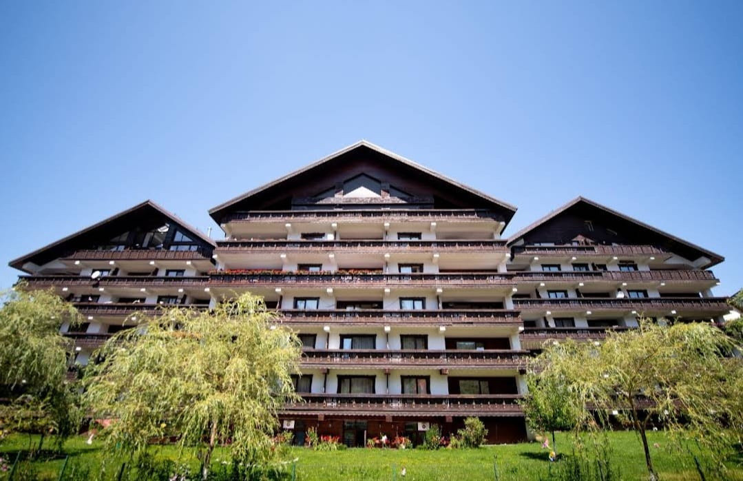 Apartament 3 camere Predeal partie